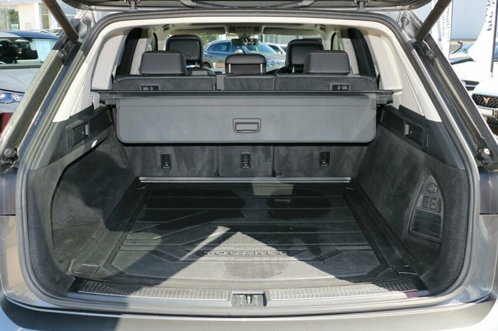 2019 Volkswagen Touareg 190TDI Launch Edition