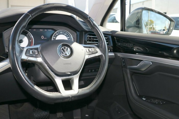 2019 Volkswagen Touareg 190TDI Launch Edition