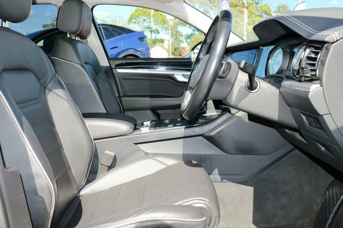 2019 Volkswagen Touareg 190TDI Launch Edition