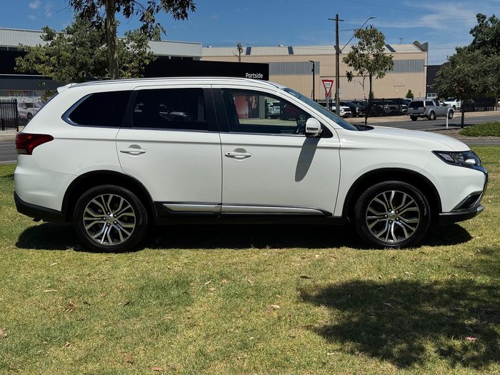 2017 Mitsubishi Outlander LS