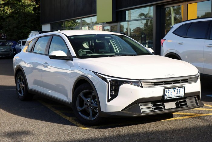 2025 Kia K4