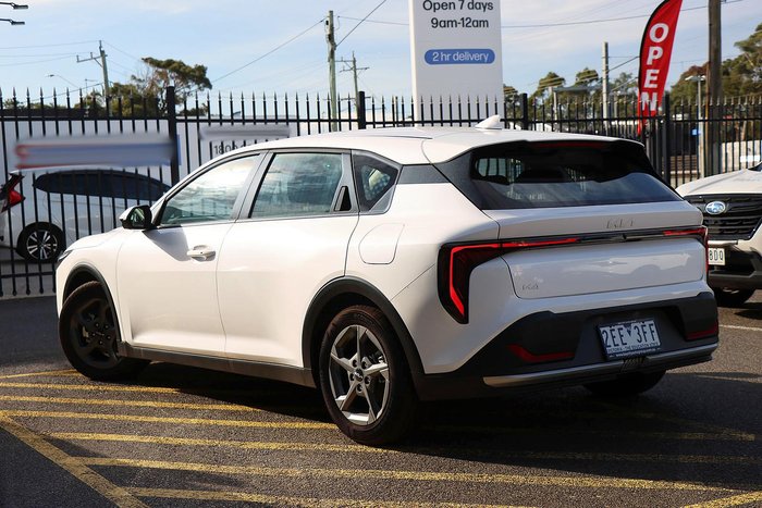 2025 Kia K4 S