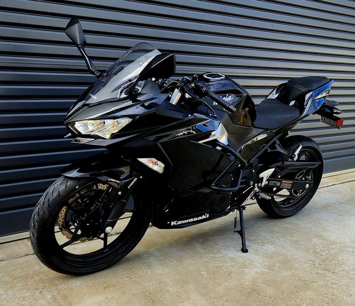 2018 Kawasaki Ninja 400 (EX400G) Ninja Black