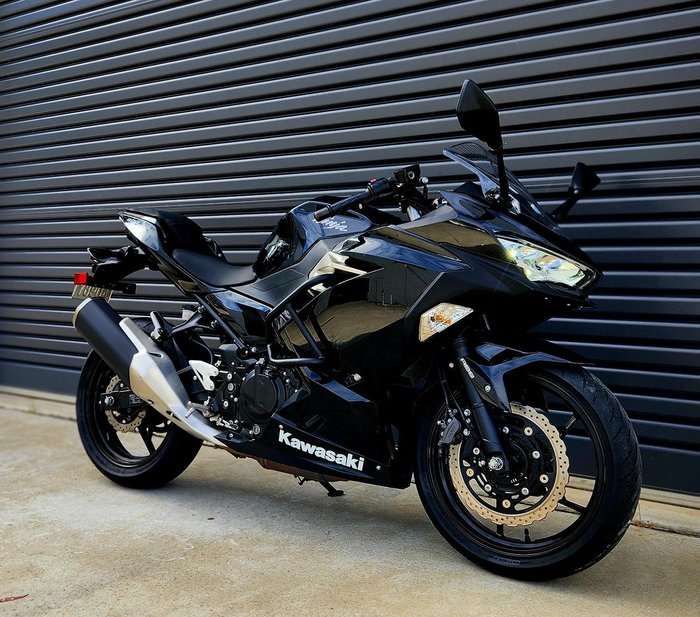 2018 Kawasaki Ninja 400 (EX400G) Ninja Black
