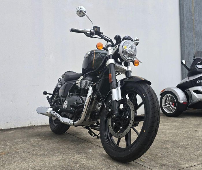 2025 Royal Enfield Super Meteor 650 Meteor Green