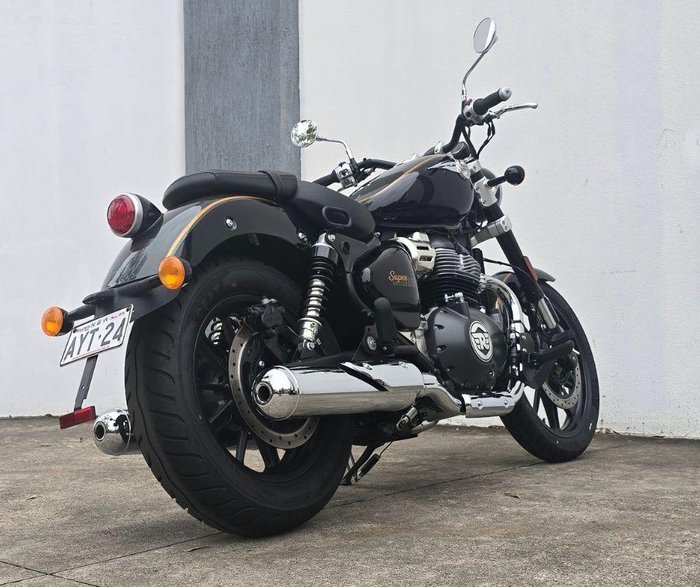 2025 Royal Enfield Super Meteor 650 Meteor Green