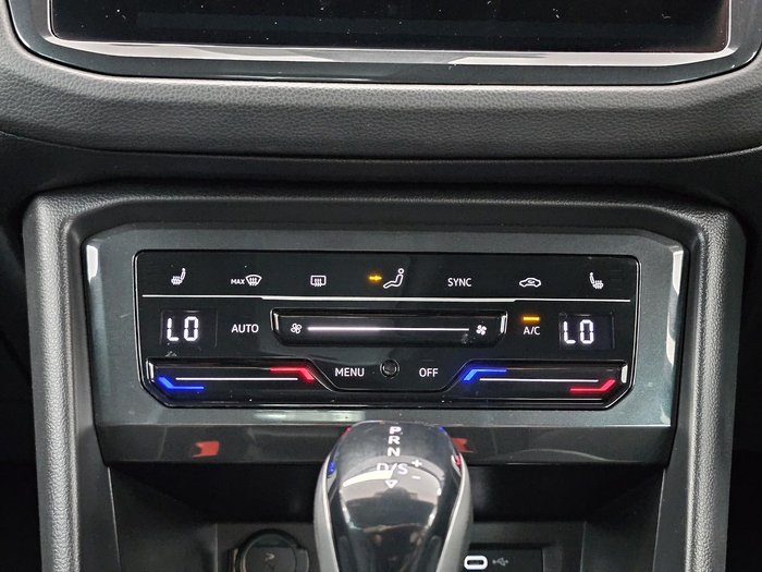 2022 Volkswagen Tiguan 162TSI R-Line