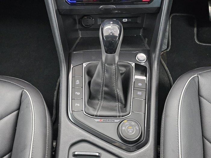 2022 Volkswagen Tiguan 162TSI R-Line