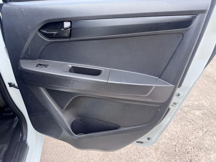 2015 Isuzu D-MAX SX MY15 4x2 Splash White