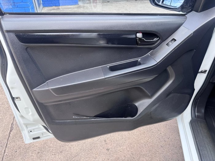 2015 Isuzu D-MAX SX MY15 4x2 Splash White