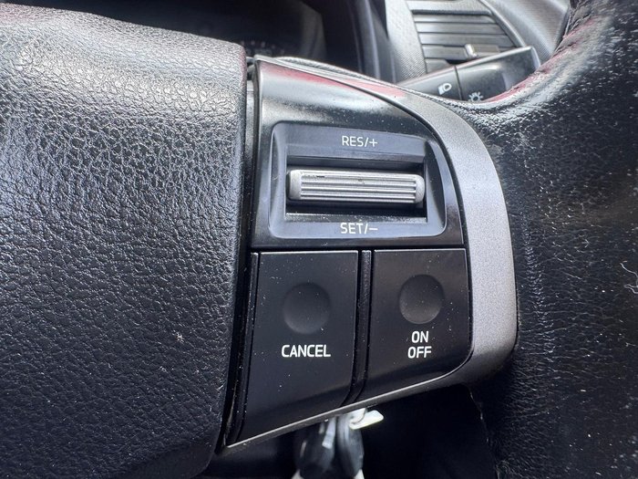 2015 Isuzu D-MAX SX MY15 4x2 Splash White