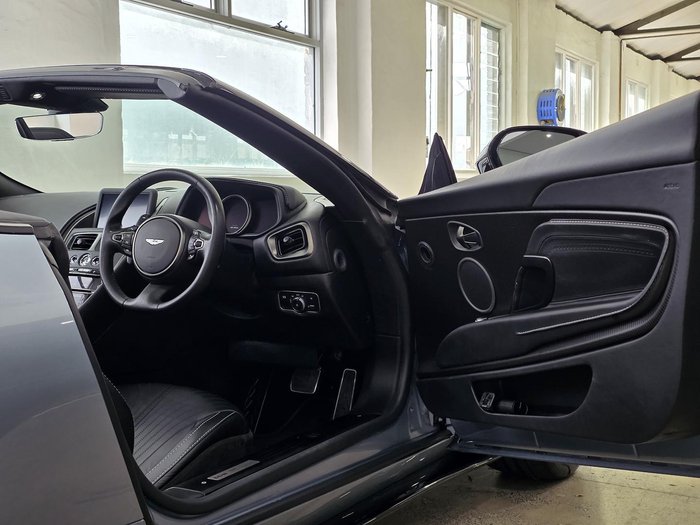 2020 Aston Martin DB11