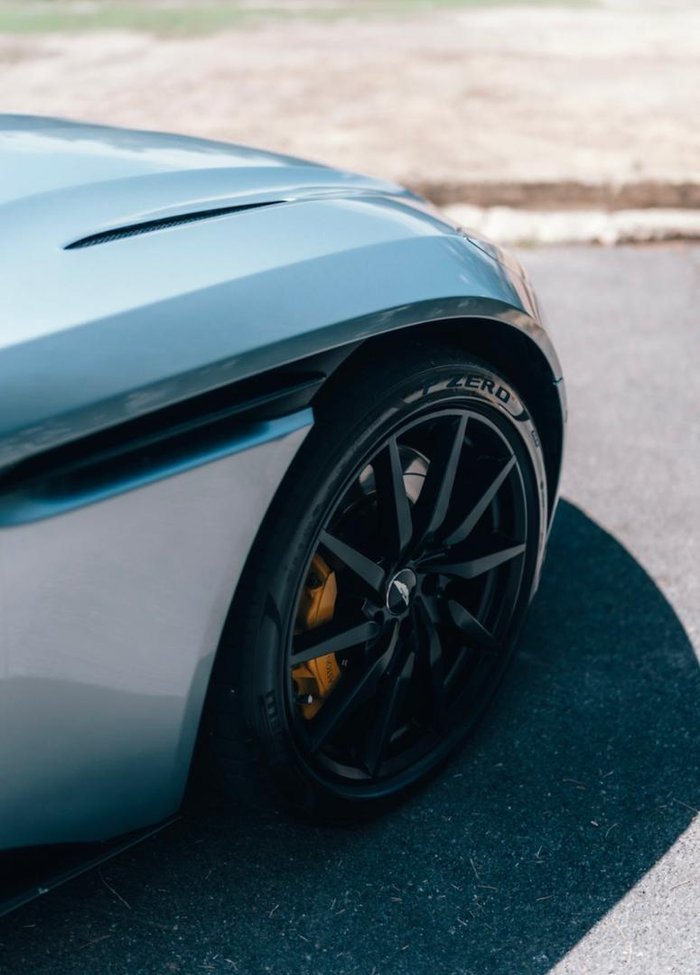 2020 Aston Martin DB11