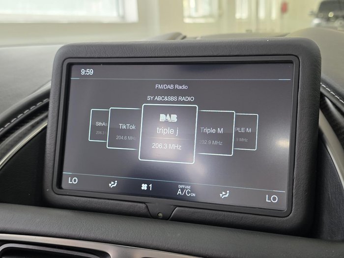 2020 Aston Martin DB11