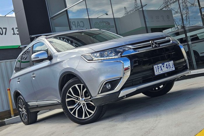 2016 Mitsubishi Outlander LS