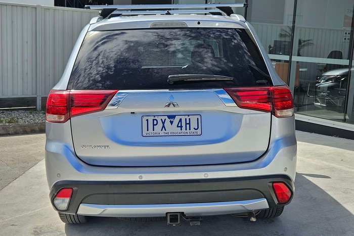 2016 Mitsubishi Outlander LS