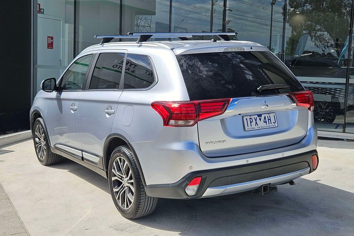 2016 Mitsubishi Outlander LS