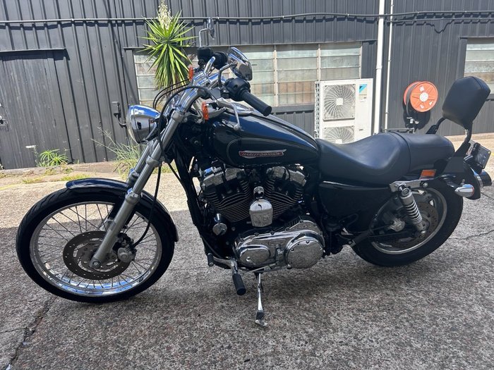 2010 Harley-Davidson XL1200C SPORTSTER CUSTOM