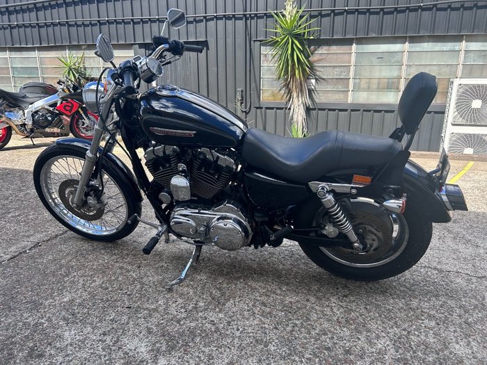 2010 Harley-Davidson XL1200C SPORTSTER CUSTOM