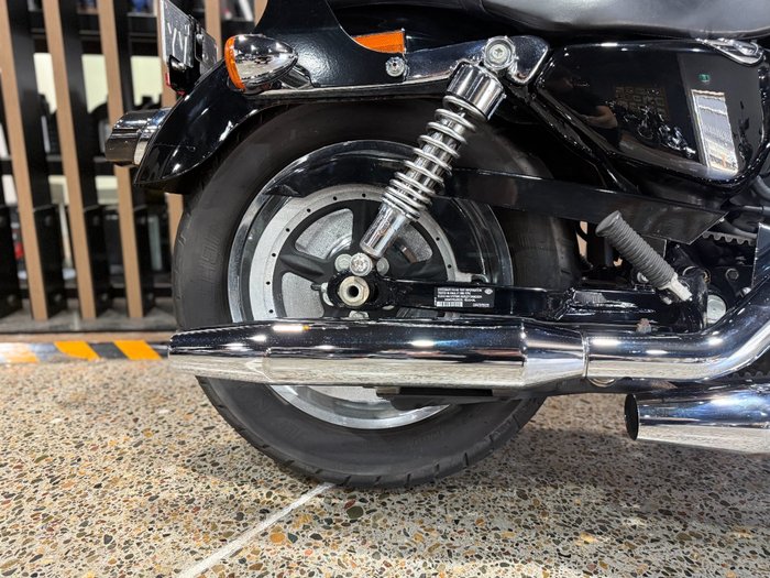 2010 Harley-Davidson XL1200C SPORTSTER CUSTOM Black