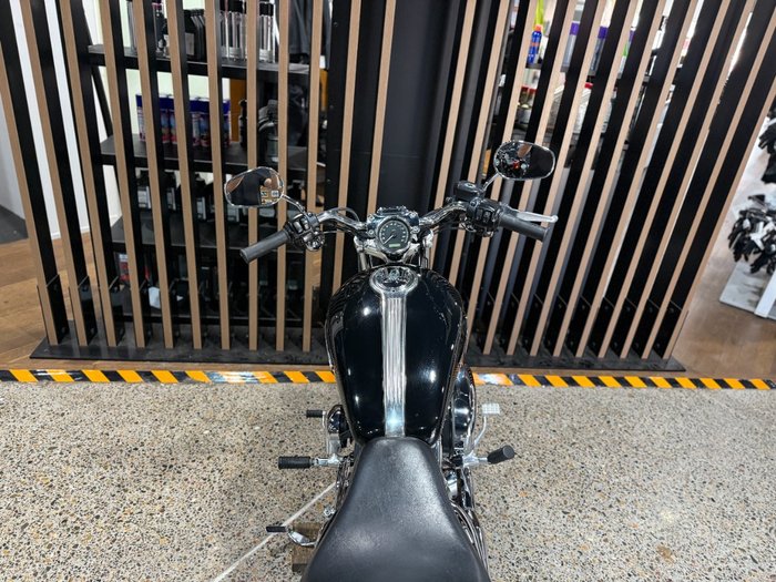 2010 Harley-Davidson XL1200C SPORTSTER CUSTOM Black