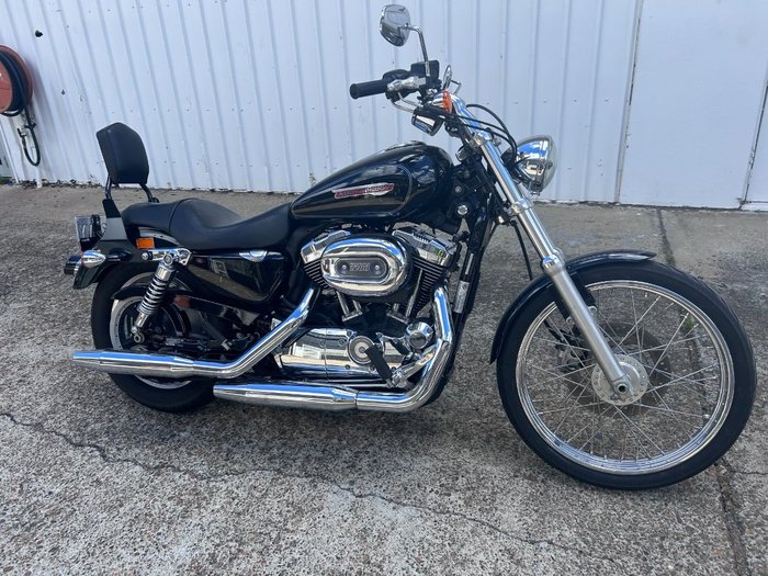 2010 Harley-Davidson XL1200C SPORTSTER CUSTOM