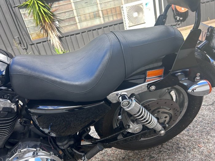 2010 Harley-Davidson XL1200C SPORTSTER CUSTOM