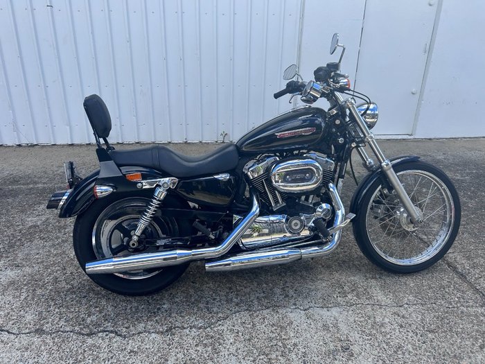 2010 Harley-Davidson XL1200C SPORTSTER CUSTOM