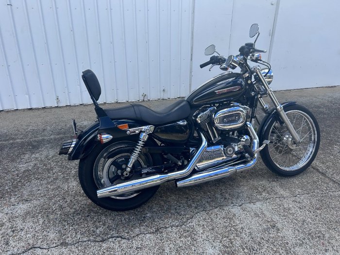 2010 Harley-Davidson XL1200C SPORTSTER CUSTOM