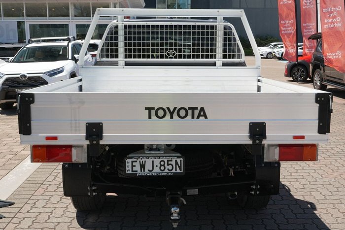 2022 Toyota Hilux SR5