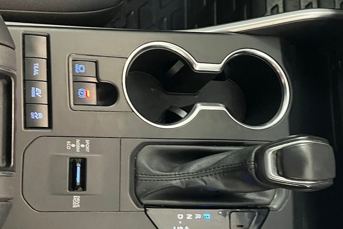 2022 Toyota Kluger GX