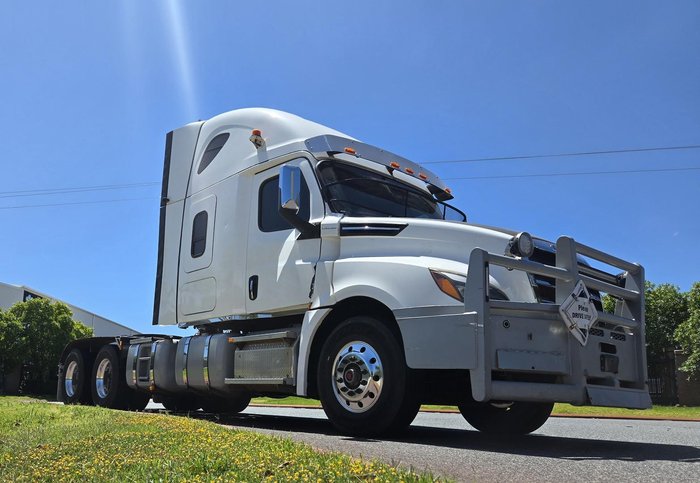 2022 Freightliner Cascadia 126 WHITE