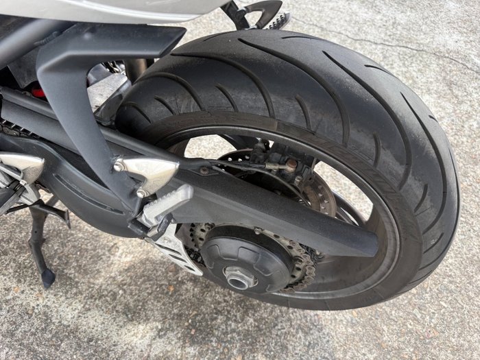 Triumph 2005 SPRINT ST ABS SILVER