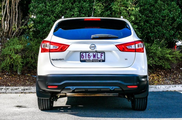 2016 Nissan QASHQAI Ti