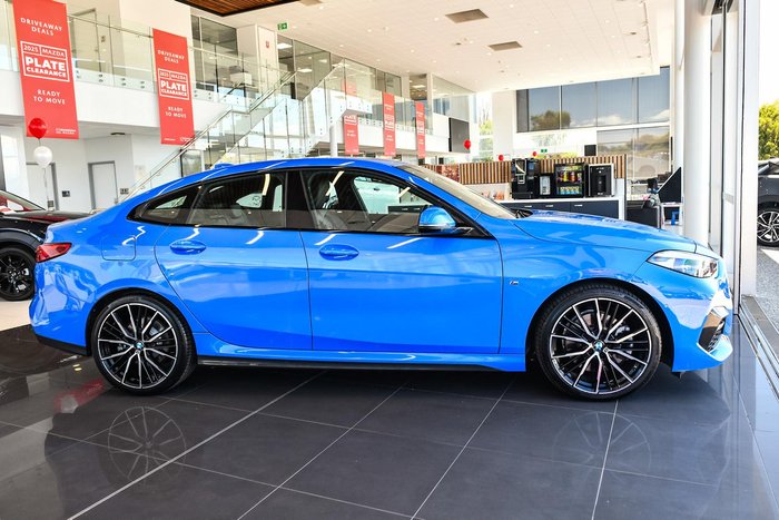 2022 BMW 2 Series 220i M Sport