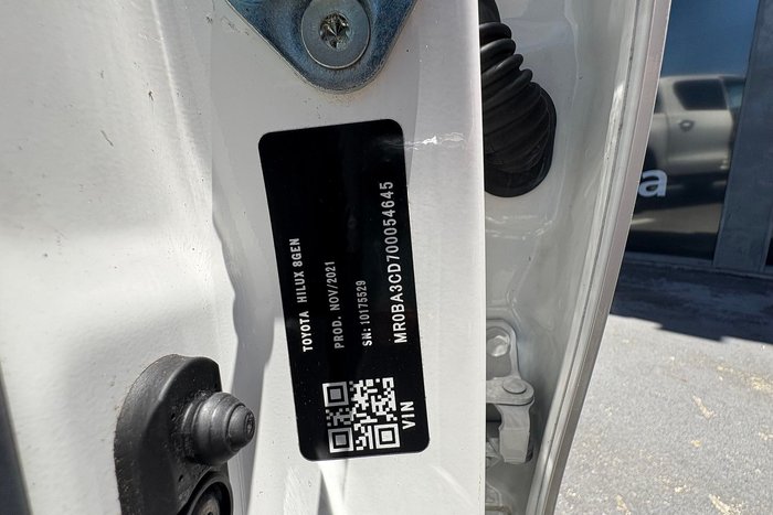 2021 Toyota Hilux SR5