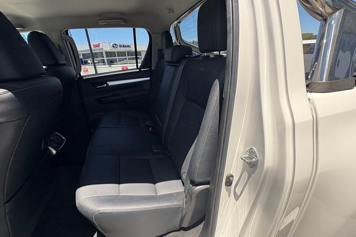 2021 Toyota Hilux SR5