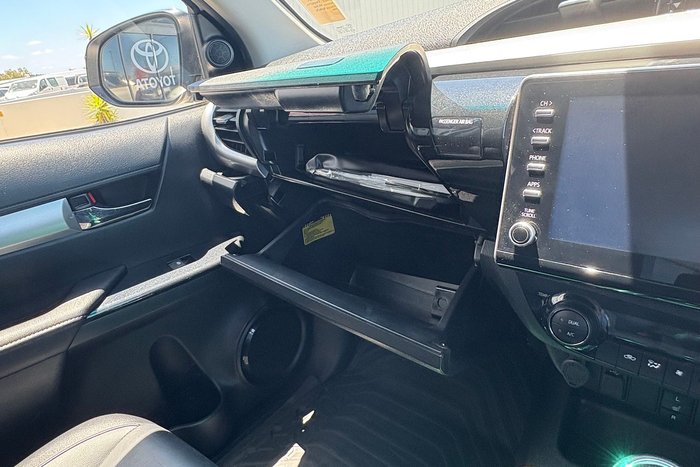 2021 Toyota Hilux SR5