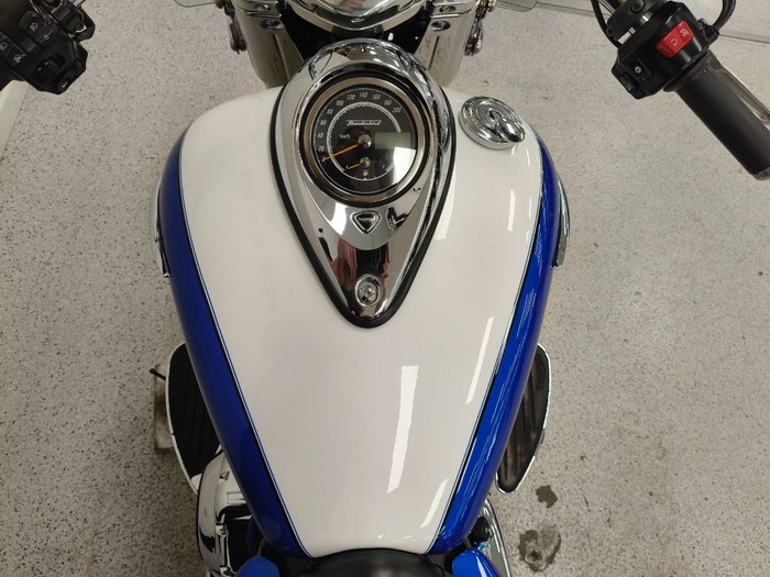 2015 Triumph THUNDERBIRD LT Blue