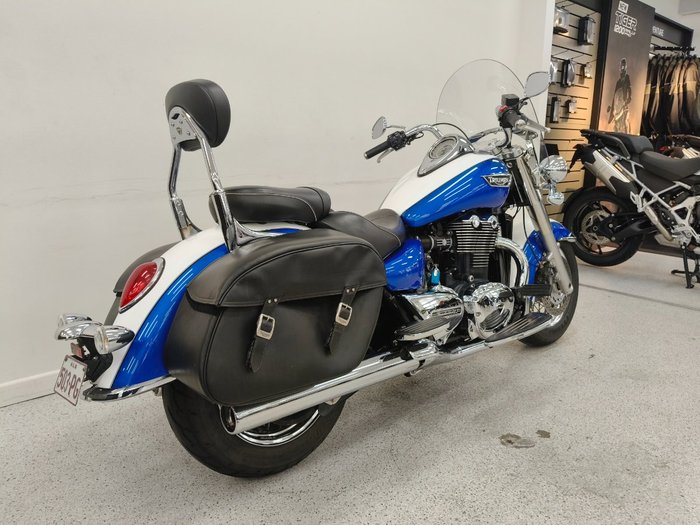 2015 Triumph THUNDERBIRD LT Blue