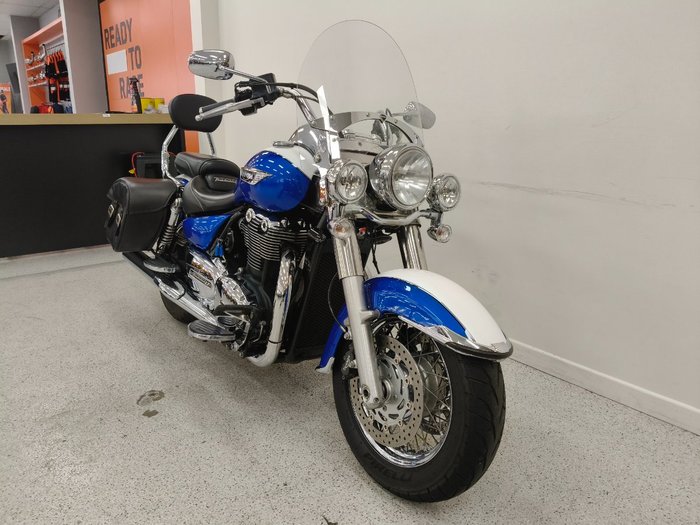 2015 Triumph THUNDERBIRD LT Blue
