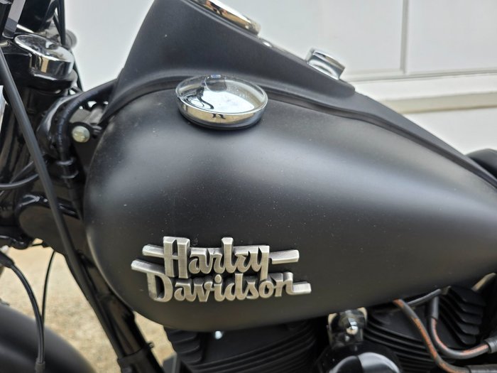 2015 Harley-Davidson FXDB STREET BOB Black