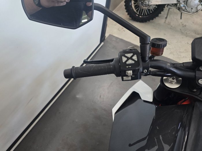 2017 Ktm 1290 SUPER DUKE R Orange