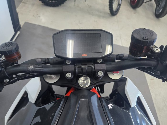 2017 Ktm 1290 SUPER DUKE R Orange