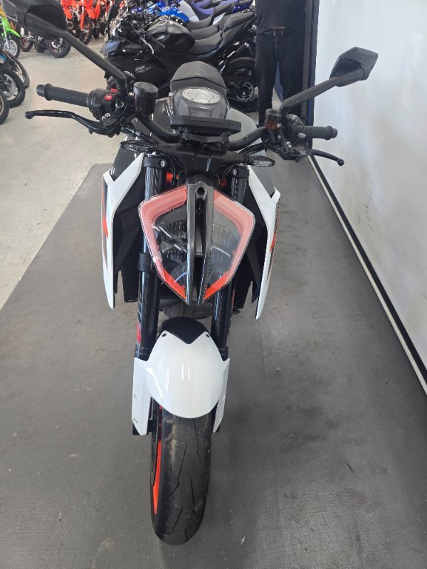 2017 Ktm 1290 SUPER DUKE R Orange