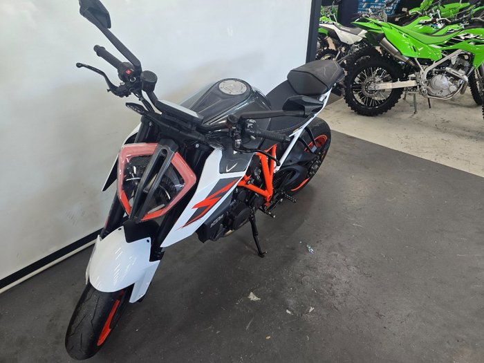 2017 Ktm 1290 SUPER DUKE R Orange