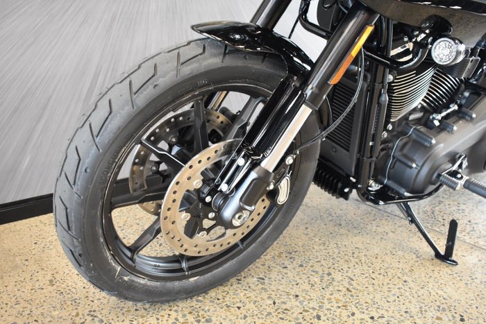 2025 Harley-davidson FXLRST LOW RIDER ST (117) VIVID BLACK