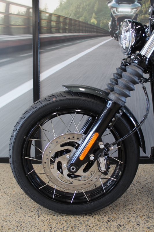 2025 Harley-davidson FXBB STREET BOB (117) Iron Horse Metallic