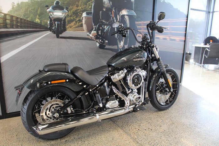 2025 Harley-davidson FXBB STREET BOB (117) Iron Horse Metallic