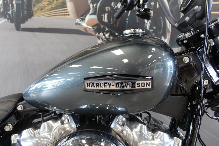 2025 Harley-davidson FXBB STREET BOB (117) Iron Horse Metallic